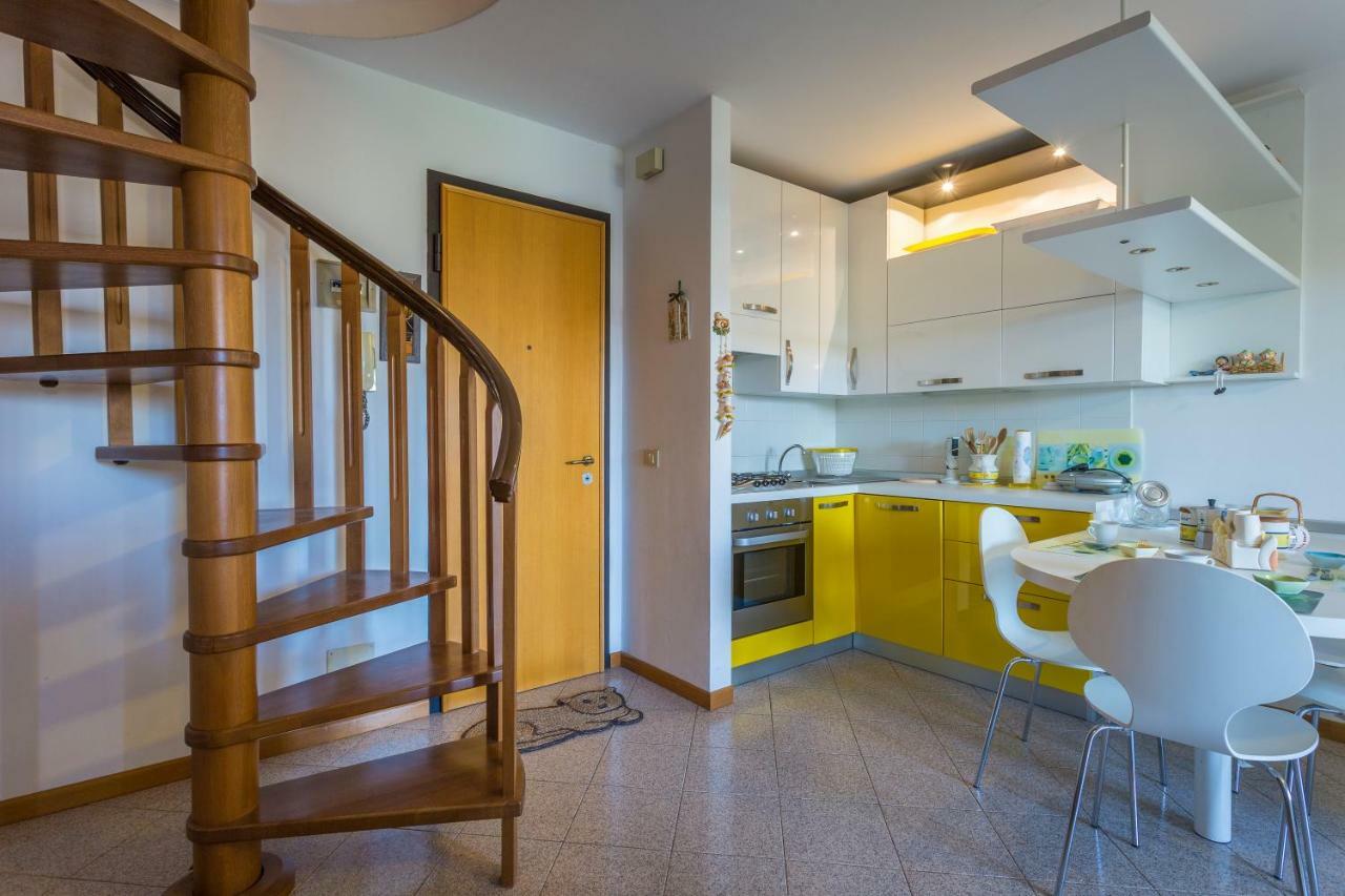 Appartement Lignano Sabbiadoro Flat Garage Extérieur photo